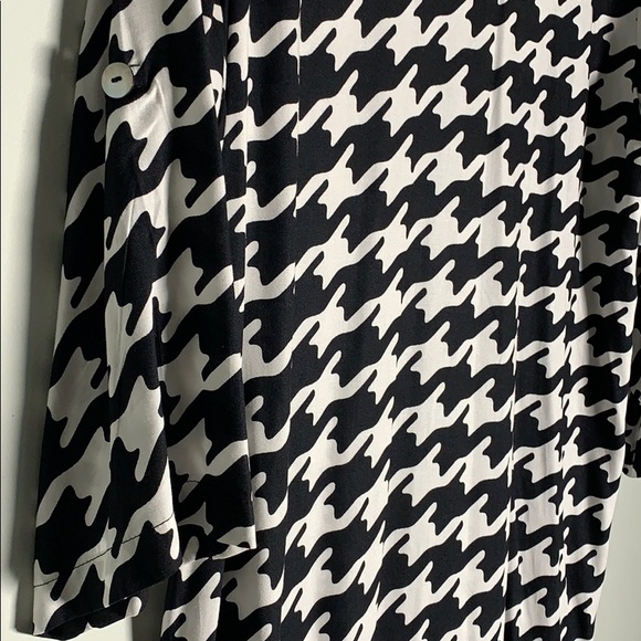 WEEKEND SALE ‼️🎈‼️ESCAPADA TUNIC SIZE SMALL - Picture 3 of 8